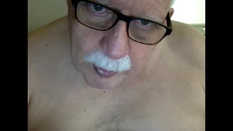 drnick069 online show from June 5, 4:01 pm