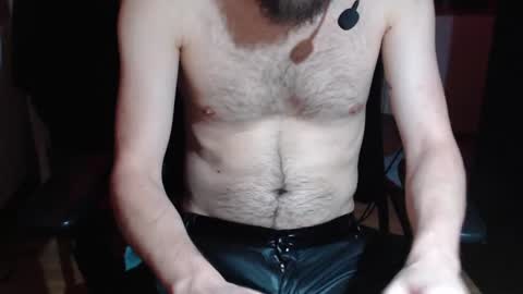 Snapshot of drummerboyjan chatting on December 9, 9:58 pm Jan the drummer online show from December 9, 9:58 pm