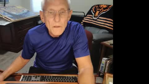 Snapshot of dubl55nikl chatting on October 15, 6:09 pm DublNikl online show from October 15, 6:09 pm