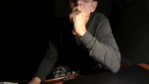 Snapshot of dubl55nikl chatting on March 11, 7:14 am DublNikl online show from March 11, 7:14 am
