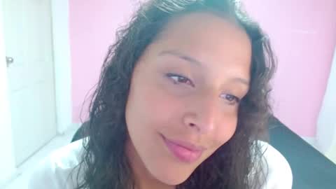 Snapshot of dulce1609 chatting on February 3, 10:32 pm dulce1609 online show from February 3, 10:32 pm