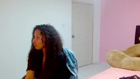 Snapshot of dulce1609 chatting on March 3, 11:03 pm dulce1609 online show from March 3, 11:03 pm