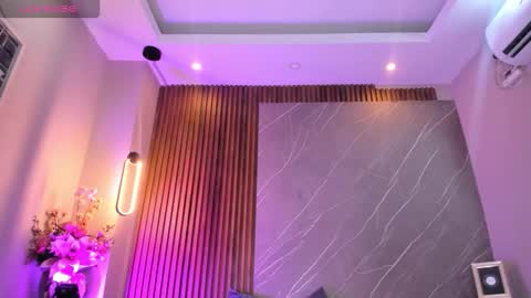 dulce__fiore07 online show from October 20, 12:43 pm