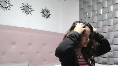 dulce__lovee online show from October 15, 9:32 am