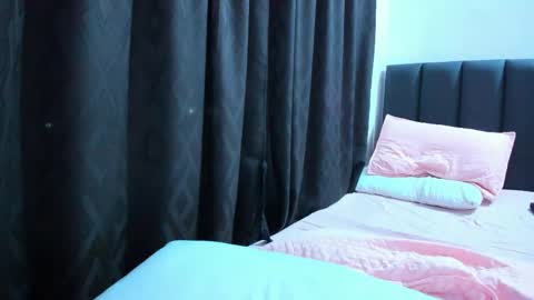 Snapshot of dulce_acosta chatting on February 12, 1:19 am Dulce online show from February 12, 1:19 am