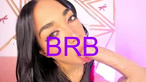 Snapshot of dulce_brown01 chatting on September 11, 12:17 pm Dulce online show from September 11, 12:17 pm