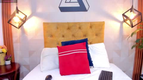 I am sweet online show from March 11, 7:39 pm