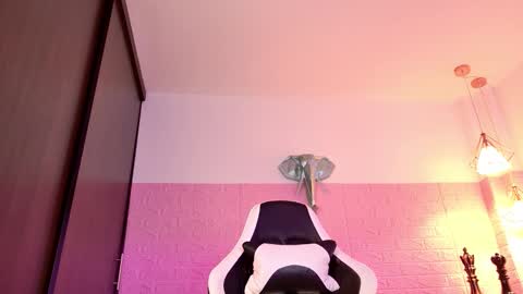 dulce_stormy online show from February 26, 12:19 pm