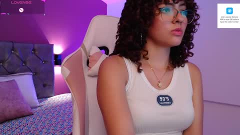 Snapshot of dulcee_gaby chatting on October 18, 12:09 pm dulcee_gaby online show from October 18, 12:09 pm