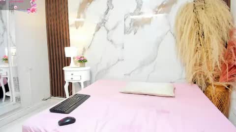 Dulce online show from June 2, 12:51 pm