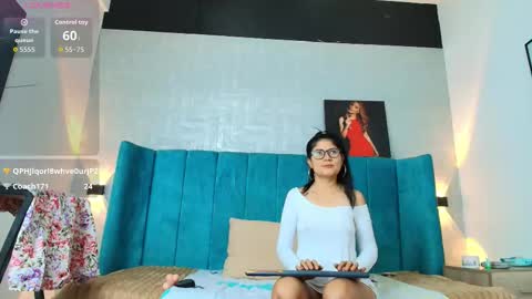 dulce nena online show from February 16, 12:03 pm