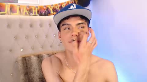 Dulcey online show from October 27, 6:13 am