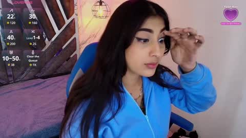    online show from November 19, 7:45 pm