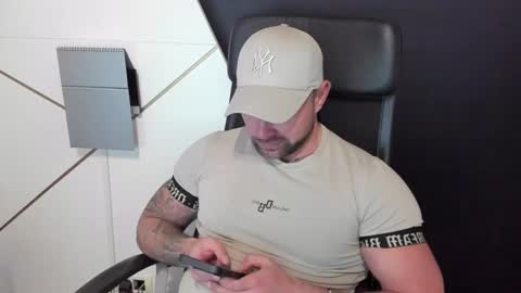 DuncanStone online show from February 12, 2:21 pm