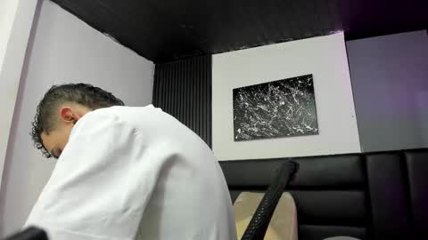Snapshot of duolust chatting on September 18, 12:20 pm Thomas and Noah online show from September 18, 12:20 pm