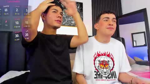 Thomas and Noah online show from October 25, 1:00 pm