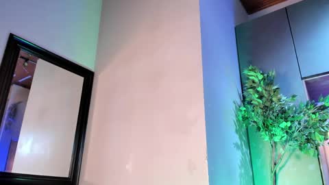 Dustin Sonne online show from April 9, 6:19 am