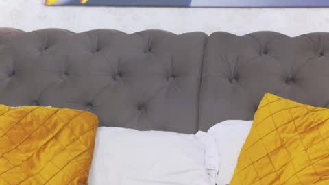Dustin online show from June 3, 8:39 am