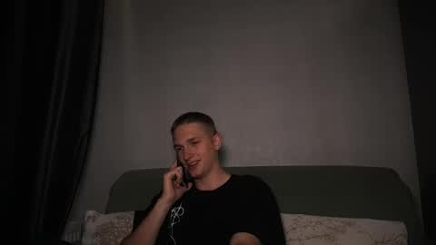 Dustyn online show from September 15, 4:19 pm