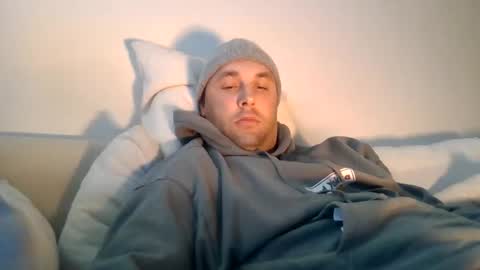 dustyroy09 online show from June 5, 6:52 am