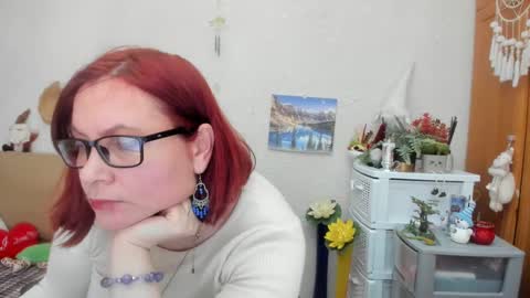 Dyanne online show from February 25, 7:16 pm