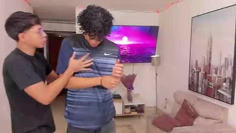 Mod Dylan Lilith Alan and  Drake online show from December 11, 12:34 pm