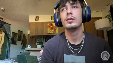 Dylan Daniel 7.8 online show from May 7, 9:54 pm