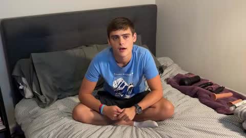 dylanfruits online show from September 18, 1:42 am