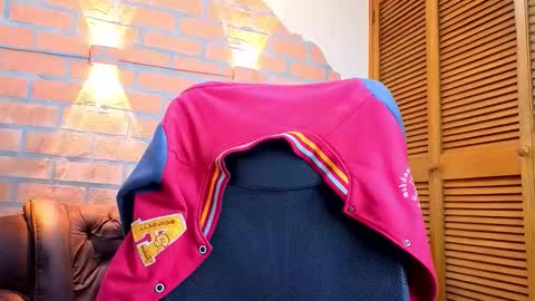 D Y L A N online show from February 20, 2:44 am