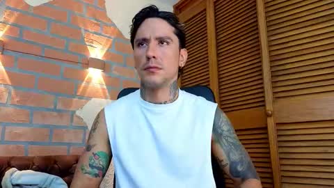 D Y L A N online show from February 19, 2:33 am