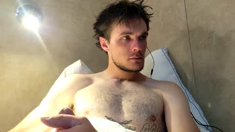 dylp400 online show from February 19, 4:44 am