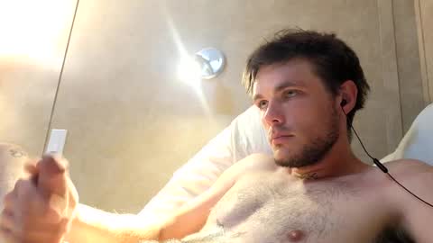 dylp400 online show from February 19, 9:06 am