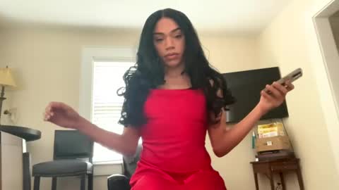 Dynasty online show from November 9, 6:10 pm