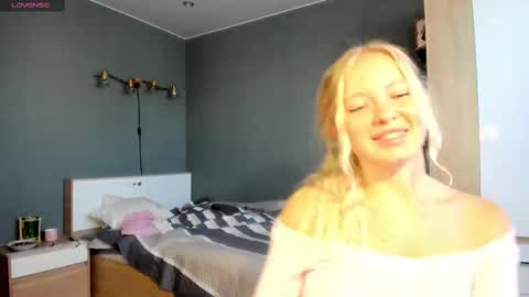 fansly - yourbestbaby online show from March 9, 7:12 am