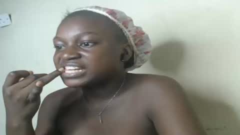 eatuupx online show from February 3, 4:41 pm