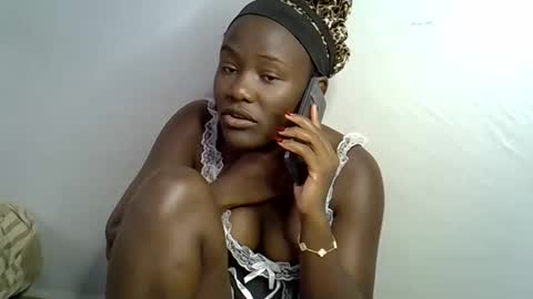 Queen online show from March 6, 11:53 am