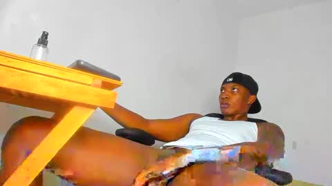 Snapshot of ebony_brandons chatting on September 23, 2:16 am Brandon online show from September 23, 2:16 am