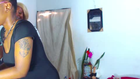 chayna smith online show from February 23, 9:05 pm