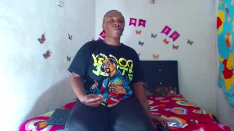 chayna smith online show from December 3, 3:07 am