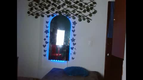 ebony_luna1 online show from January 10, 8:25 pm