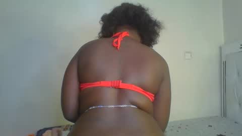 Snapshot of ebony_meeky chatting on September 28, 12:08 am ebony_meeky online show from September 28, 12:08 am