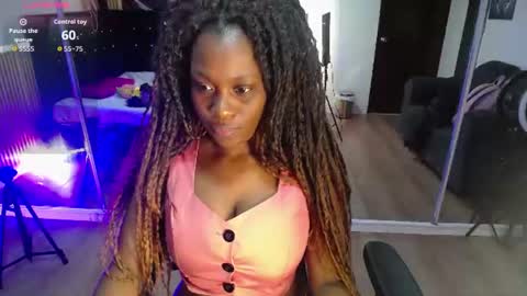 ebony_rizon online show from June 16, 1:26 pm