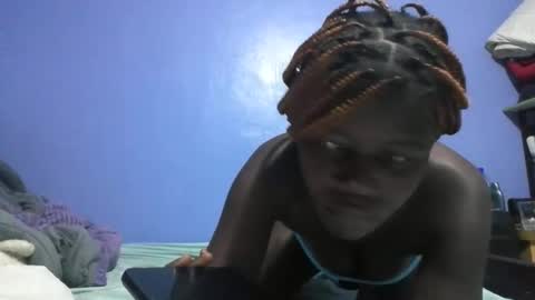 Snapshot of ebonybloom01 chatting on March 7, 12:15 am ebonybloom01 online show from March 7, 12:15 am