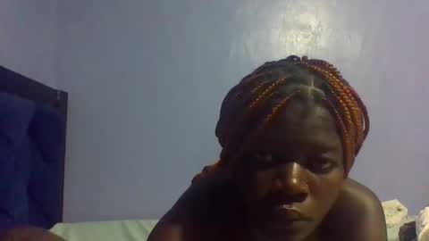 Snapshot of ebonybloom01 chatting on March 5, 4:45 am ebonybloom01 online show from March 5, 4:45 am