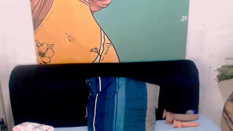 Lyn online show from April 22, 8:21 am