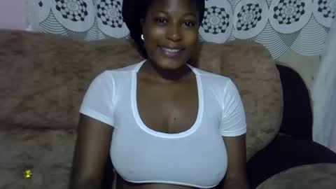 pretty online show from April 7, 9:55 am