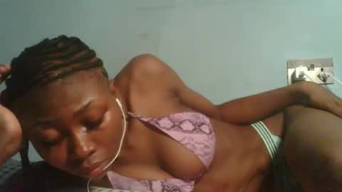 Snapshot of ebonyxxbabe chatting on October 11, 7:50 pm ebonyxxbabe online show from October 11, 7:50 pm