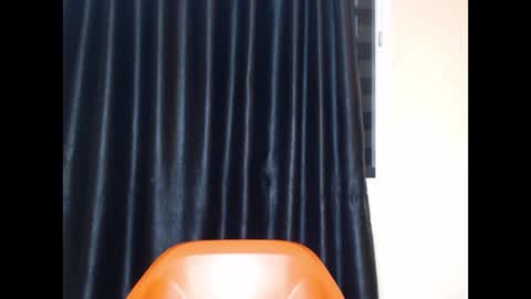ebonyxxbae online show from May 9, 2:39 am