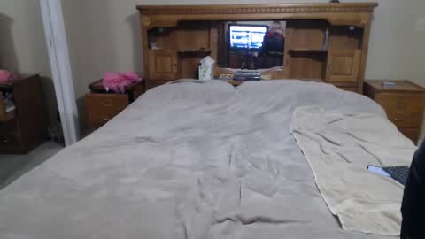 Josie Summers online show from April 6, 10:38 am