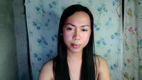 eddfox001 online show from May 1, 2:44 pm